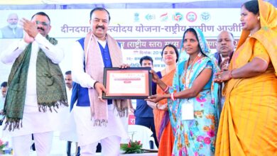 Photo of सरस मेला समापन – महिला स्वावलम्बन से विकसित भारत का संकल्प सशक्त : मौर्य