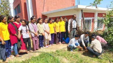 Photo of केन्द्रीय कृषि मंत्री के जन्म दिवस पर केवीके प्रक्षेत्र पर अमरूद एवं आम के पौधों का हुआ वृक्षारोपण