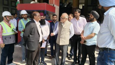 Photo of रेलवे बोर्ड सदस्य द्वारा जम्मू रेलवे स्टेशन पर चल रहे पुनर्विकास कार्यों का निरीक्षण