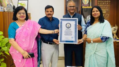 Photo of बीबीएयू ने “गिनीज वर्ल्ड रिकॉर्ड’ में दर्ज कराया अपना नाम, सामूहिक वृक्षारोपण में बनाया इतिहास