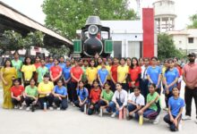 Photo of लखनऊ जंक्शन स्टेशन पर आयोजित हेरिटेज़ प्रदर्शिनी बनी बच्चों के आकर्षण का केंद्र