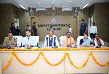 Photo of उप मुख्यमंत्री मौर्य ने अधिकारियों संग की समीक्षा बैठक, विकास कार्यों में तेजी के दिए निर्देश