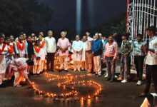 Photo of ग्रामोदय विश्वविद्यालय एक लाख एक हजार दीपों के प्रज्वलन के साथ चित्रकूट गौरव दिवस में सहभागी बना