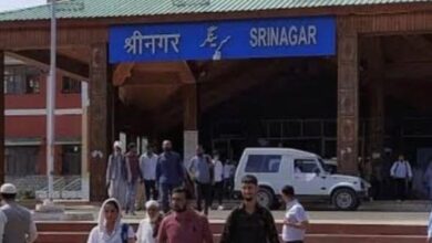 Photo of श्रीनगर रेलवे स्टेशन पर पहली बार फूड वैन का आवंटन : जम्मू मंडल की ऐतिहासिक उपलब्धि