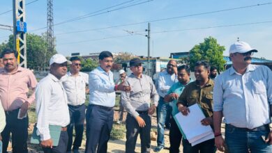 Photo of मंडल रेल प्रबंधक द्वारा लखनऊ स्टेशन का निरीक्षण, प्लेटफॉर्म संख्या 8 एवं 9 के निर्माण हेतु कार्यों की समीक्षा