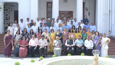 Photo of राज्यपाल की अध्यक्षता में सीएसजेएमयू, कानपुर से संबद्ध कॉलेजों के प्रधानाचार्यों के साथ समीक्षा बैठक सम्पन्न