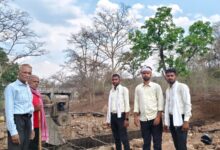 Photo of ग्रामोदय विश्वविद्यालय के ऊर्जा एवं पर्यावरण विभाग के विद्यार्थियों ने जल संरक्षण कार्यों किया अवलोकन