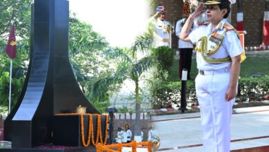 Photo of सर्जन वाइस एडमिरल कविता सहाय ने एएमसी के वीर सैनिकों को श्रद्धांजलि दी