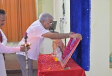 Photo of बाबा साहेब के आदर्शों पर चलकर ही सशक्त राष्ट्र का निर्माण संभव : कुलगुरु प्रो. आलोक चौबे