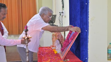 Photo of बाबा साहेब के आदर्शों पर चलकर ही सशक्त राष्ट्र का निर्माण संभव : कुलगुरु प्रो. आलोक चौबे