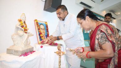 Photo of दीनदयाल शोध संस्थान में मनाई गई बाबा साहेब की 135 वीं जन्म जयंती, पद्म विभूषण आशा भोसले को श्रद्धांजलि…