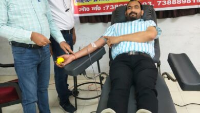 Photo of रक्तदान शिविर आयोजित कर सिविल अस्पताल की रक्त सेंटर टीम ने 108 यूनिट स्वैच्छिक रक्तदान कराया