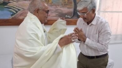 Photo of चित्रकूट विकास प्राधिकरण के अध्यक्ष बने विजय पाल सिंह यादव, ग्रामोदय विश्वविद्यालय में हुआ स्वागत