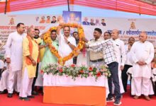 Photo of उद्यान मंत्री ने नवीन उपमंडी स्थल का उद्घाटन किया व विभिन्न योजनाओं का किया लोकार्पण/शिलान्यास