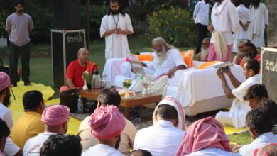 Photo of चित्रकूटधाम पधारे परमहंस स्वामी श्री अड़गड़ानंद जी महाराज ने डीआरआई के प्रकल्पों का किया भ्रमण
