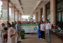 Photo of लखनऊ मंडल के विभिन्न स्टेशनों पर “Plastic Reduction and Sustainable Practices Drive” के अंतर्गत जागरूकता अभियान आयोजित