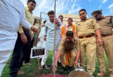 Photo of विश्व पर्यावरण दिवस पर मंत्री संदीप सिंह ने पौधारोपण कर, ‘एक पेड़ माँ के नाम’ अभियान से जुड़ने का किया आह्वान