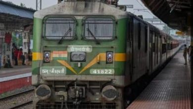 Photo of ट्रेन – 12426 में 4 से 8 जुलाई एवं ट्रेन – 04082 में 7 से 11 जुलाई तक एक थर्ड एसी अतिरिक्त कोच लगाया जाएगा
