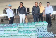 Photo of पूर्वोत्तर रेलवे – रेलवे द्वारा अधोमानक पानी की जब्ती और अनधिकृत विक्रेता पर सख्त कार्यवाही