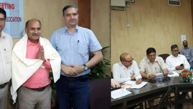 Photo of उत्तर रेलवे प्रमोटी अधिकारी एसोसिएशन की एग्जीक्यूटिव काउंसिल बैठक में वरिष्ठ जनसंपर्क अधिकारी राजेश खरे का सम्मान