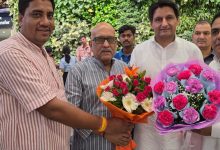 Photo of कांग्रेस वर्किंग कमेटी के सदस्य – सांसद दीपेन्द्र हुड्डा का लखनऊ एयरपोर्ट पर हुआ भव्य स्वागत