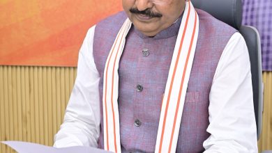 Photo of उत्तर प्रदेश की प्रत्येक ग्राम पंचायत में प्रत्येक शुक्रवार को आयोजित होगी ‘ग्राम चौपाल’ : उपमुख्यमंत्री मौर्य