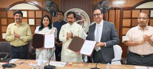 अडानी स्किल्स एण्ड एजुकेशन के मध्य हुआ एमओयू, युवाओं को मिलेगा रोजगार : मंत्री अनिल राजभर