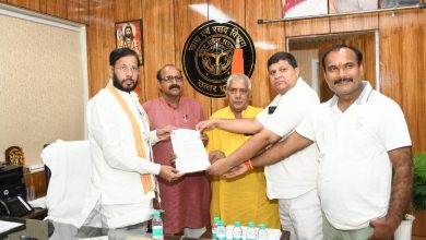 Photo of ऑल इंडिया फेयर प्राइस शॉप डीलर एसोसिएशन के पदाधिकारियों ने खाद्य एवं रसद मंत्री से की मुलाकात