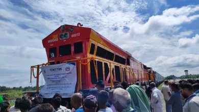 Photo of भारत की कमर्शियल कंटेनर मालगाड़ी नेपाल पहुँची, जिससे सीमा – पार व्यापार और कनेक्टिविटी की शुरुआत हुई
