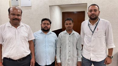 Photo of टिकट चेकिंग के दौरान पैंट्री कार में अनाधिकृत यात्रा करते हुए यात्री पर कड़ी कार्यवाही