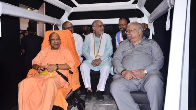 Photo of मुख्यमंत्री योगी द्वारा विधान भवन में नवीनीकरण का लोकार्पण, VR सिमुलेटर से किया अयोध्या – काशी – कुंभ का हवाई भ्रमण