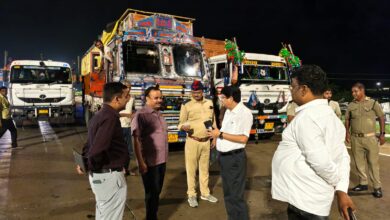 Photo of मिशन आरोही : अनधिकृत यात्री वाहनों और ओवरलोड माल वाहनों के विरुद्ध परिवहन विभाग की सख्त कार्यवाही