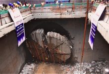 Photo of कोलकाता मेट्रो की पर्पल लाइन पर टीबीएम ‘दिव्या’ का ब्रेकथ्रू, खिदिरपुर – विक्टोरिया अंडरग्राउंड सुरंग का निर्माण कार्य पूरा