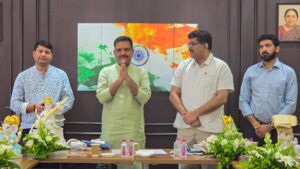 समाज कल्याण विभाग द्वारा संचालित 5 विद्यालयों में स्मार्ट क्लासरूम शुरू, मंत्री असीम अरुण ने किया उद्घाटन