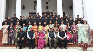 Photo of आईआरएमएस के परिवीक्षाधीन अधिकारियों ने उत्तर प्रदेश की राज्यपाल आनंदीबेन पटेल से की शिष्टाचार भेंट