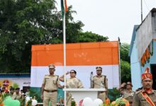 Photo of 80 वें स्वतंत्रता दिवस पर इज्जतनगर मंडल रेल प्रबंधक वीणा सिन्हा ने किया ध्वज़ारोहण