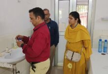 Photo of लखनऊ मंडल : स्वास्थ्य विभाग द्वारा 15 दिवसीय विशेष अभियान में औचक निरीक्षण एवं पेयजल की गुणवत्ता की जांच