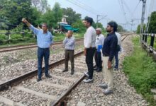 Photo of पीसीई ने डीआरएम के साथ पुनर्विकास कार्यों की समीक्षा के साथ राजातालाब LHS का किया स्थलीय निरीक्षण