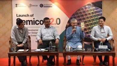 Photo of अश्विनी वैष्णव ने सेमीकॉन 2.0 पर मीडिया को किया संबोधित, चार वर्ष में 85,000 सेमीकंडक्टर इंजीनियर का लक्ष्य हुआ हासिल