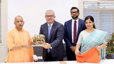 Photo of एक्सिस बैंक ने लखनऊ से शुरू किया राष्ट्रव्यापी ‘स्पर्श वीक’