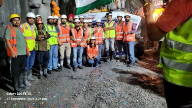 Photo of ऋषिकेश-कर्णप्रयाग रेल परियोजना में बड़ी उपलब्धि, एस्केप टनल-1 का अंतिम ब्रेकथ्रू