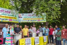 Photo of कान्हा जी की छठी पर बृज की रसोई ने बांटा कढ़ी-चावल और बूंदी का महाप्रसाद