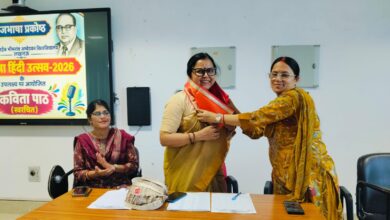 Photo of बीबीएयू में स्वरचित कविता पाठ प्रतियोगिता में गूंजे हिंदी, राष्ट्रभक्ति और सामाजिक सरोकारों के स्वर