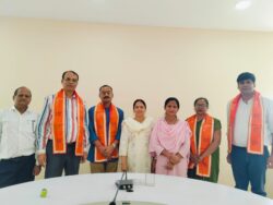 बीबीएयू में हिंदी के विस्तार और संवर्धन पर हुआ मंथन