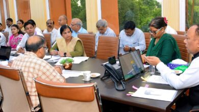 Photo of यूपी में किशोरियों के माहवारी स्वास्थ्य के लिए बड़ा कदम; कक्षा 6 से 12वीं तक की छात्राओं को मिलेंगे निःशुल्क सैनिटरी नैपकिन