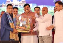 Photo of एमपी में 21 साल का इंतजार खत्म, सड़कों पर दौड़ीं सरकारी बसें; डॉ. मोहन यादव और नितिन गडकरी ने बसों को दिखाई हरी झंडी