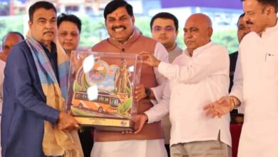 Photo of एमपी में 21 साल का इंतजार खत्म, सड़कों पर दौड़ीं सरकारी बसें; डॉ. मोहन यादव और नितिन गडकरी ने बसों को दिखाई हरी झंडी