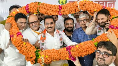 Photo of लखनऊ में कांग्रेस का ‘छात्र नेताओं के साथ संवाद’ कार्यक्रम संपन्न; युवाओं के अधिकारों के लिए सड़क पर उतरेगी पार्टी