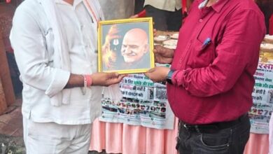 Photo of पितृ पक्ष की प्रतिपदा पर बृज की रसोई ने आशियाना में जरूरतमंदों को कराया निःशुल्क भोजन