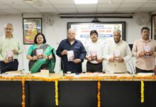Photo of बीबीएयू में ‘राजभाषा हिंदी उत्सव-2026’ का समापन; उत्तर प्रदेश विधान परिषद सभापति मानवेन्द्र सिंह द्वारा विजेता हुए पुरस्कृत